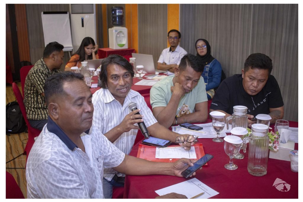 Sesi dialog dan diskusi dengan kelompok Nelayan
