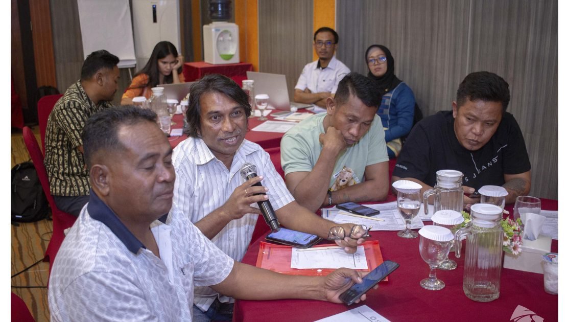 Sesi dialog dan diskusi dengan kelompok Nelayan