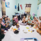 Kebahagiaan wanita pesisir, istri nelayan yang dapat membahagiakan seisi rumah.